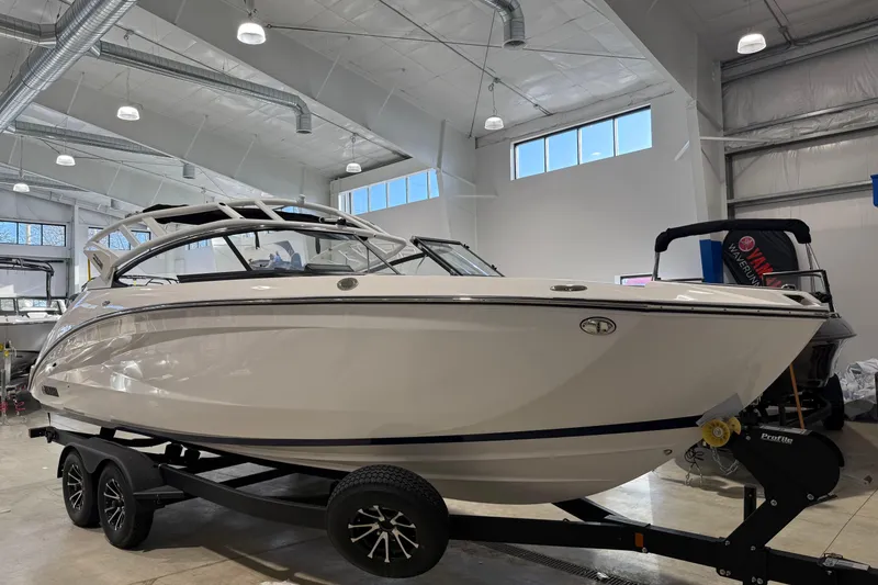 The Image of Yamaha 252S 2025 - undefined