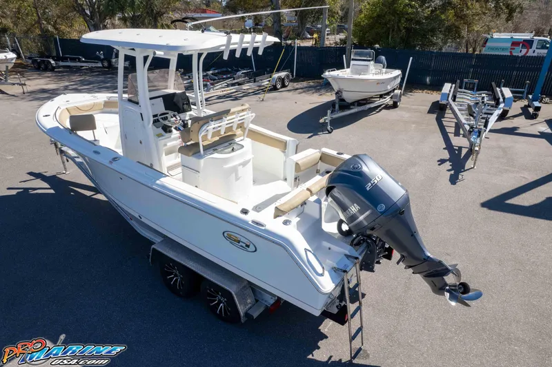 Slide: The Image of 2017 Sea Hunt Ultra 235 SE boat with Yamaha 250 engine on trailer. - 48