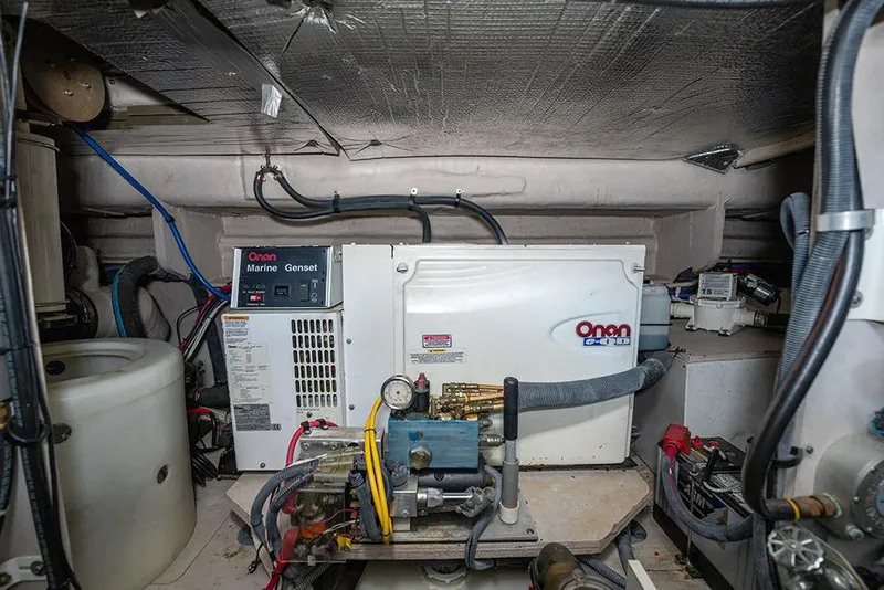 Slide: The Image of Genset - 39