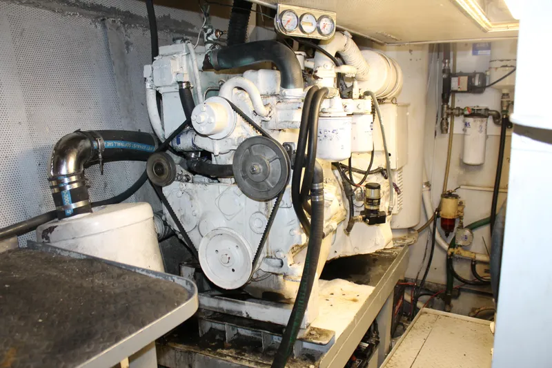 Slide: The Image of Broward CPMY - Raised Pilothouse 1984 - 106