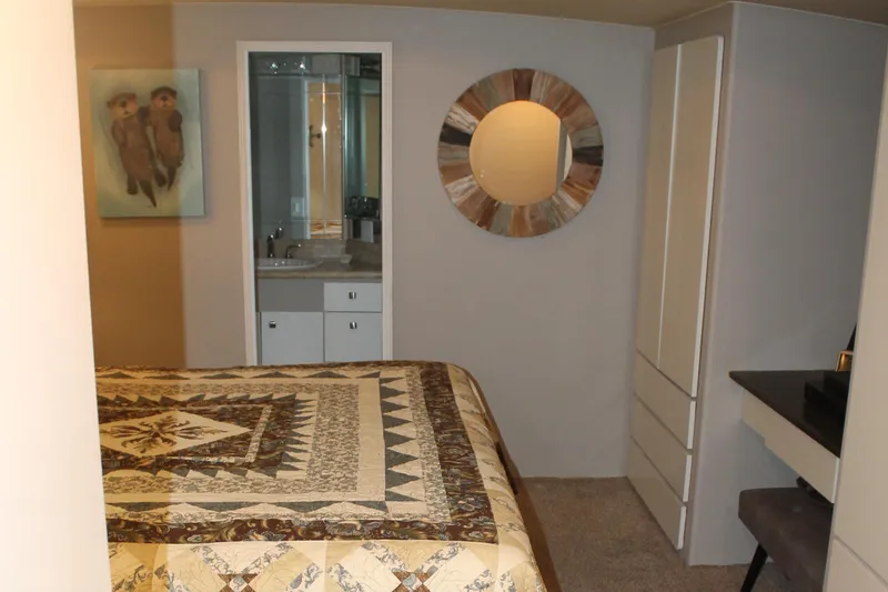 Slide: The Image of Broward CPMY - Raised Pilothouse 1984 - 132