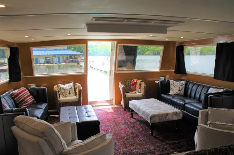 Slide: The Image of Luxurious salon on a 1984 Broward CPMY yacht. - 41