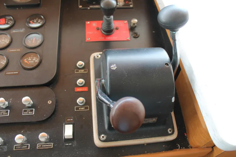 Slide: The Image of Broward CPMY - Raised Pilothouse 1984 - 65