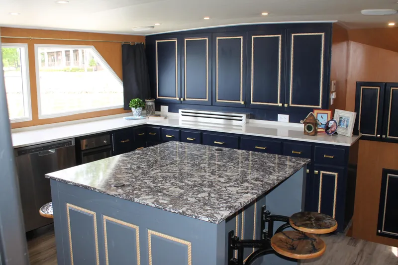 Slide: The Image of Broward CPMY - Raised Pilothouse 1984 - 69