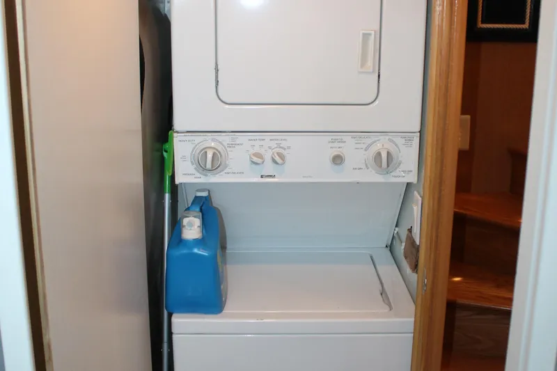 Slide: The Image of Broward CPMY - Raised Pilothouse 1984 - 82