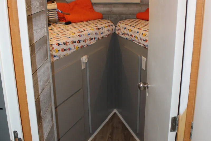 Slide: The Image of Broward CPMY - Raised Pilothouse 1984 - 87