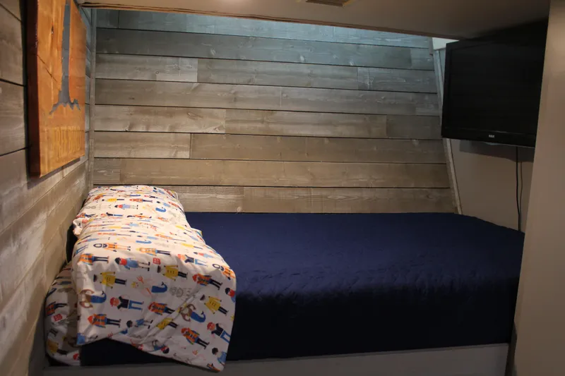 Slide: The Image of Broward CPMY - Raised Pilothouse 1984 - 97