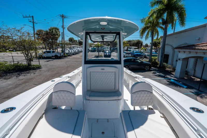 Slide: The Image of Sea Hunt Gamefish 27 Forward Seating 2026 - 29