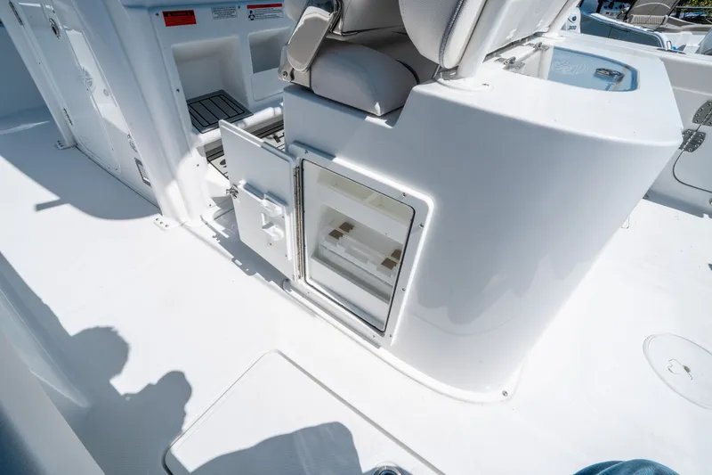 Slide: The Image of Sea Hunt Gamefish 27 Forward Seating 2026 - 16