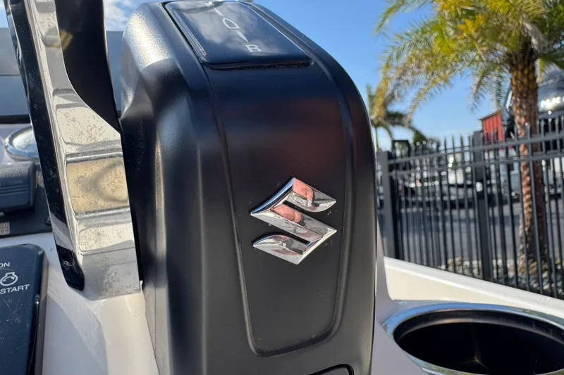 Slide: The Image of 2023 Carolina Skiff 21 SWS boat wiring and tubing detail. - 47