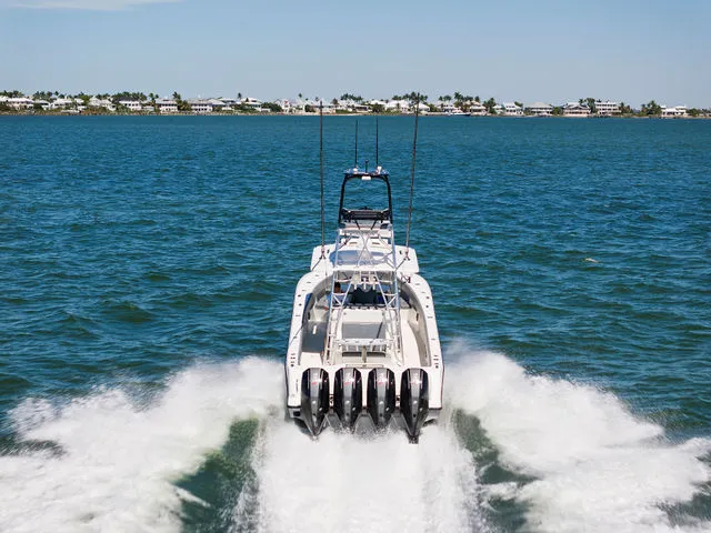 Slide: The Image of SeaVee 390Z 2021 - 37