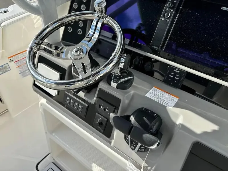 Slide: The Image of Robalo R270 Center Console 2024 - 12