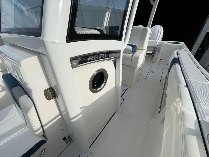 Slide: The Image of Robalo R270 Center Console 2024 - 20