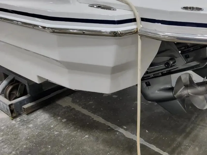 Slide: The Image of Formula 330 Crossover Bowrider 2025 - 10