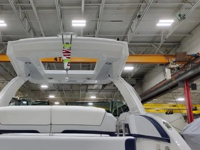 Slide: The Image of Formula 330 Crossover Bowrider 2025 - 14