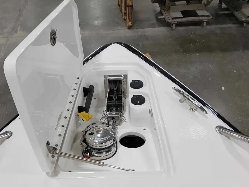 Slide: The Image of Formula 310 Bowrider 2025 - 26