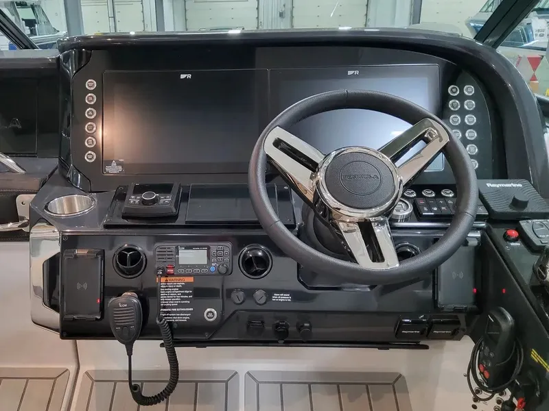 Slide: The Image of Formula 360 Crossover Bowrider 2026 - 36