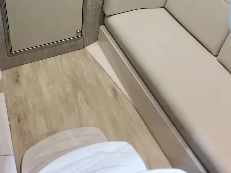 Slide: The Image of Formula 360 Crossover Bowrider 2026 - 50