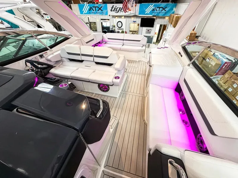 Slide: The Image of Formula 360 Crossover Bowrider 2026 - 6