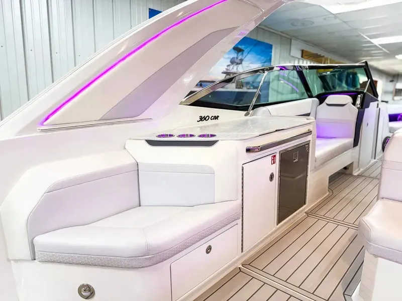 Slide: The Image of Formula 360 Crossover Bowrider 2026 - 8