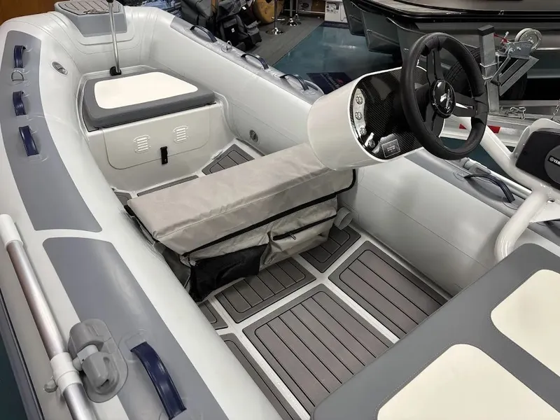 Slide: The Image of Highfield Classic 380 2026 - 4