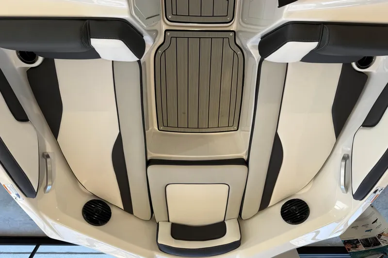 Slide: The Image of 2025 Yamaha Boats 195S interior with sleek seating and modern design. - 7