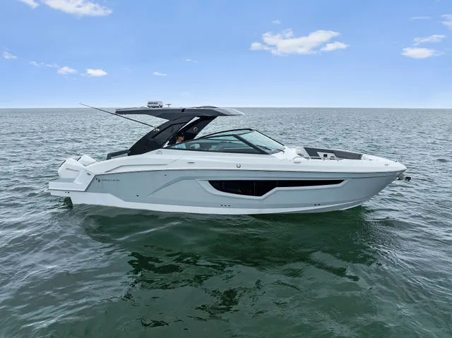 Slide: The Image of Cruisers Yachts 42 Cantius 2023 - 112