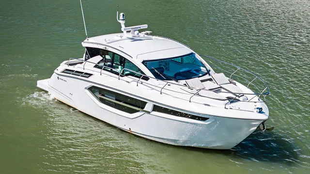 Slide: The Image of Cruisers Yachts 42 Cantius 2023 - 92