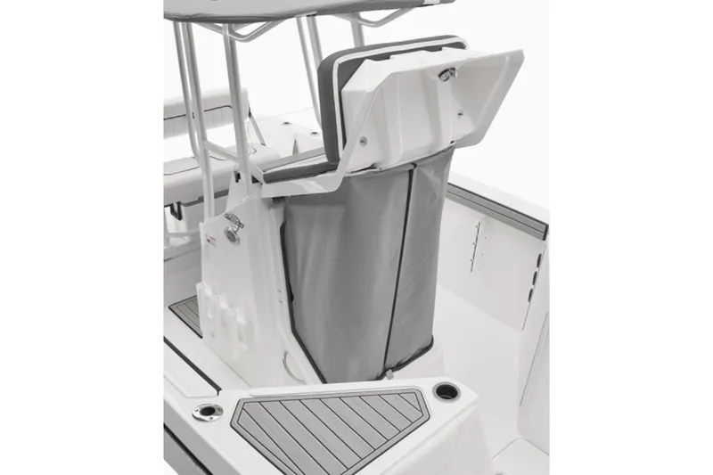 Slide: The Image of Yamaha 220 FSH Sport 2026 - 7