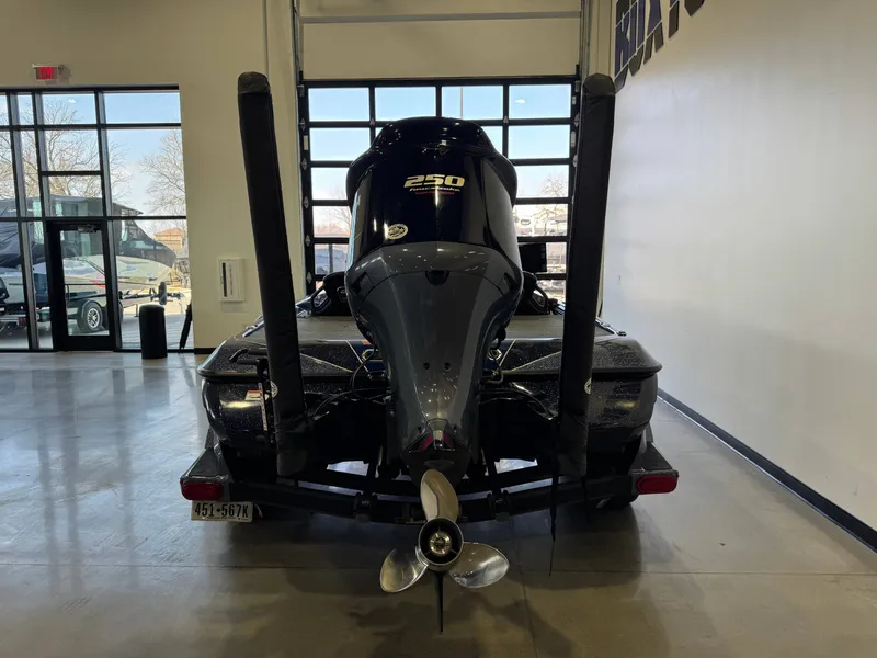 Slide: The Image of Skeeter FXR 21 Limited 2020 - 7