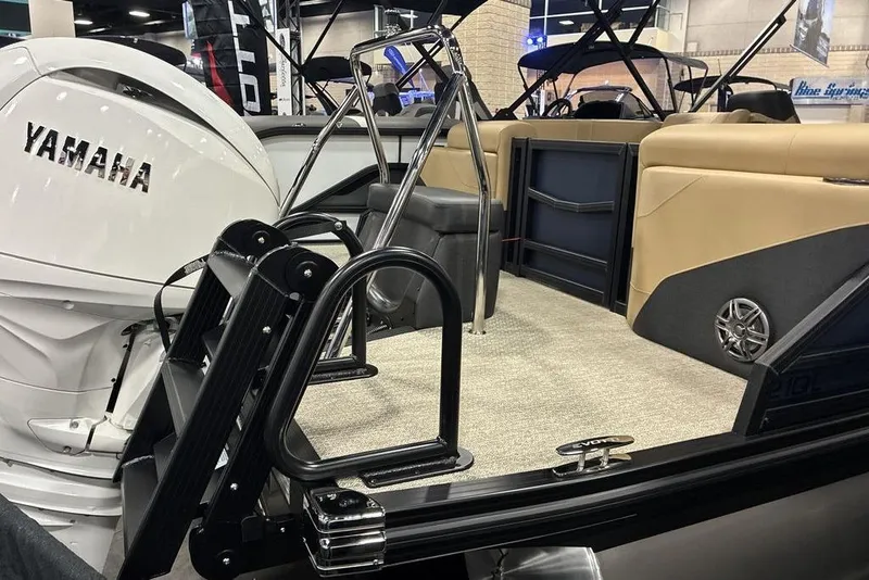Slide: The Image of 2026 Evotti 521QL boat interior with Yamaha engine, showcasing luxury seating and sleek design. - 7