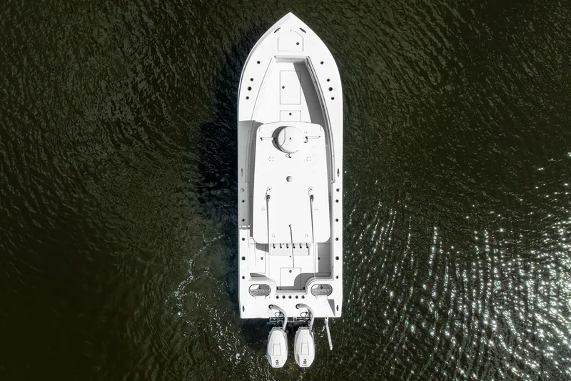 Slide: The Image of Overhead view of 2024 SeaHunter 28 Floridian boat on water. - 14