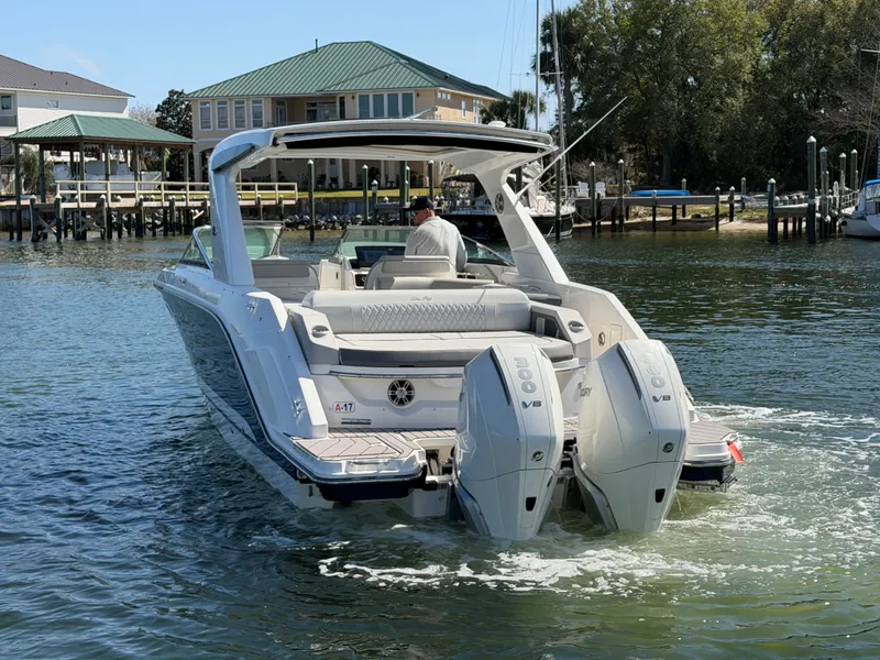 Slide: The Image of Sea Ray SLX 310 Outboard 2024 - 50