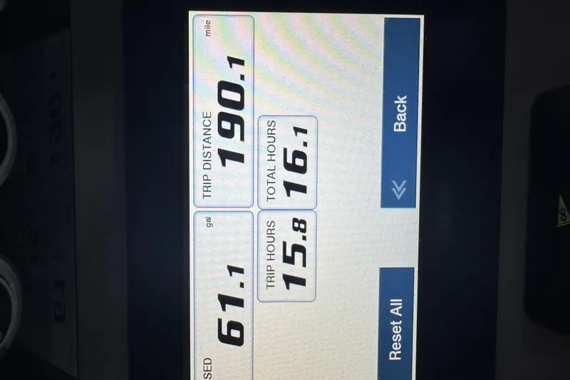 Slide: The Image of Display screen showing trip data: 61.1 gallons used, 190.1 miles traveled, 15.8 trip hours. - 38