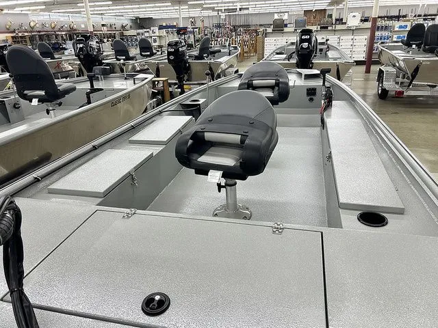 Slide: The Image of Xtreme Boats CLASSI 1654SS TUNNEL 2026 - 7