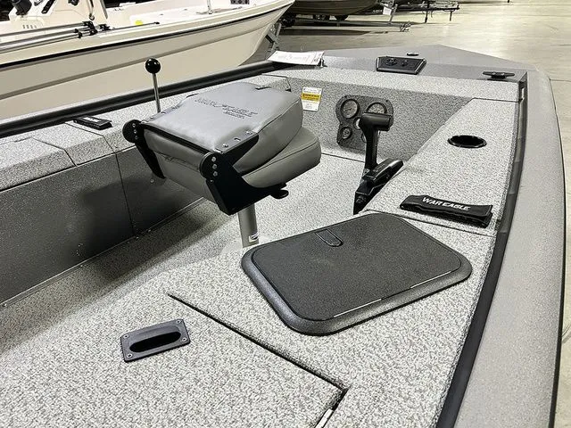 Slide: The Image of War Eagle 754VS Stick Steer 2026 - 6