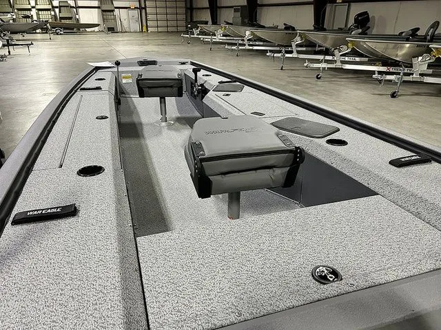 Slide: The Image of War Eagle 754VS Stick Steer 2026 - 7