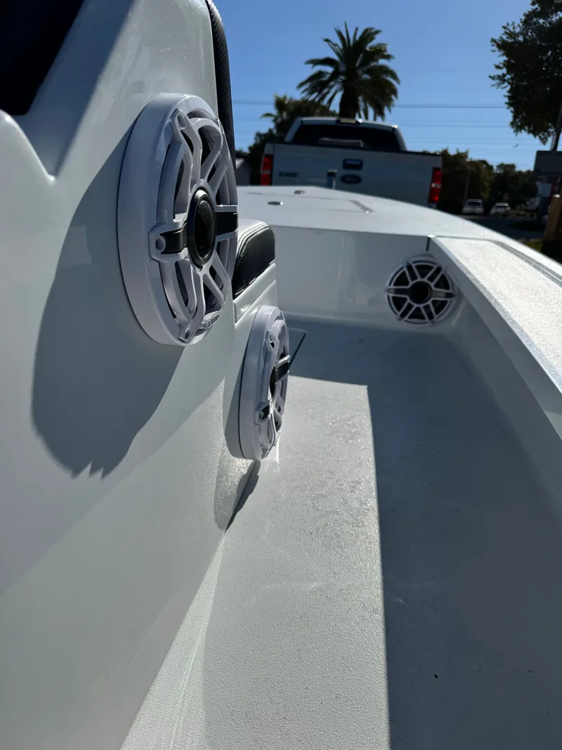 Slide: The Image of Vtech 18 FLATS boat with speakers, 2026 model. - 35