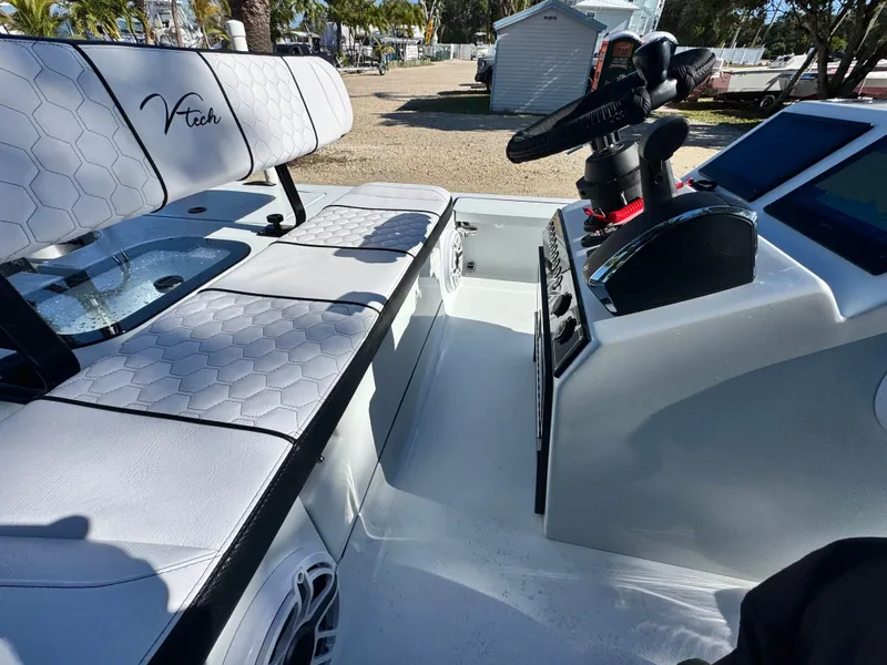 Slide: The Image of Interior of Vtech 18 FLATS boat, model year 2026. - 44