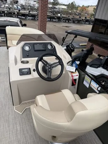 Slide: The Image of Veranada Vista 22Xrc 2026 - 19