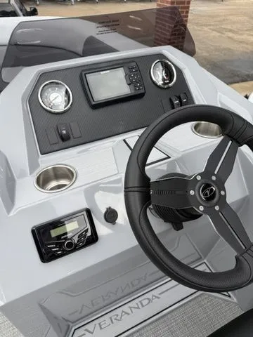 Slide: The Image of Veranda Vista 22XRC 2026 - 21