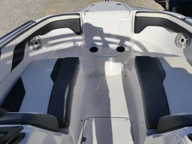 Slide: The Image of Yamaha AR210 2021 - 17