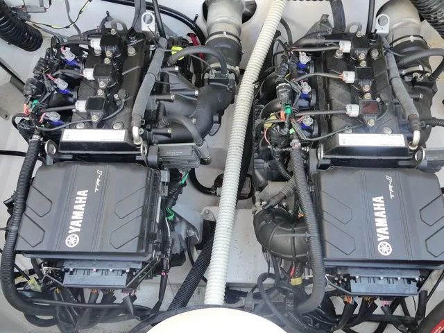 Slide: The Image of Yamaha AR210 2021 - 21