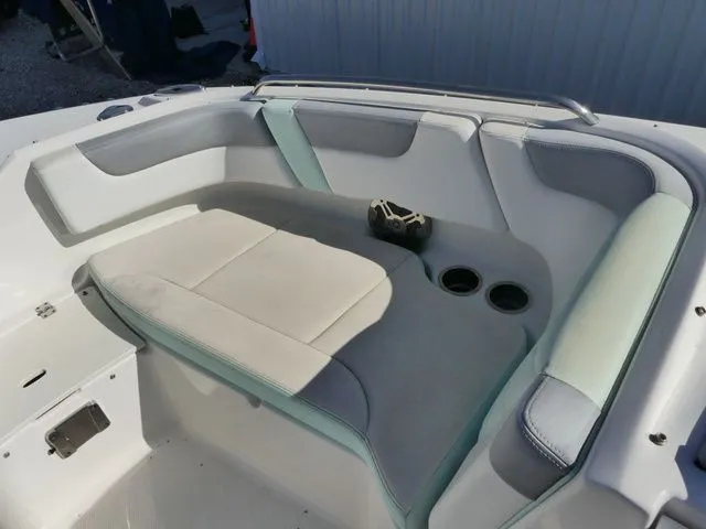 Slide: The Image of Chaparral 230 Suncoast 2020 - 19