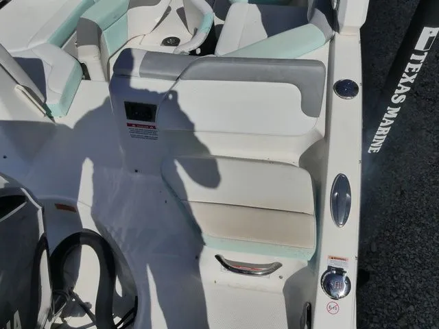 Slide: The Image of Chaparral 230 Suncoast 2020 - 21