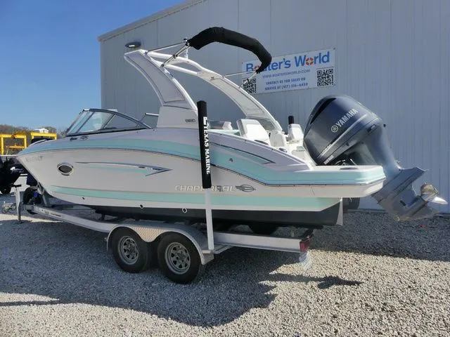 Slide: The Image of Chaparral 230 Suncoast 2020 - 3