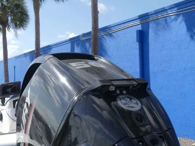 Slide: The Image of Bayliner Element M15 2023 - 10