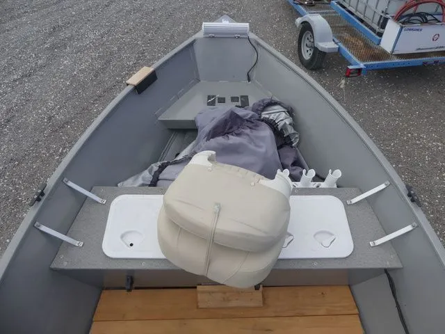 Slide: The Image of Crestliner 1450 Discovery Tiller 2017 - 10