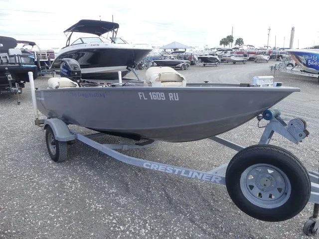 Slide: The Image of Crestliner 1450 Discovery Tiller 2017 - 3