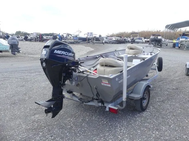 Slide: The Image of Crestliner 1450 Discovery Tiller 2017 - 4